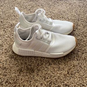 Adidas boost tennis shoes